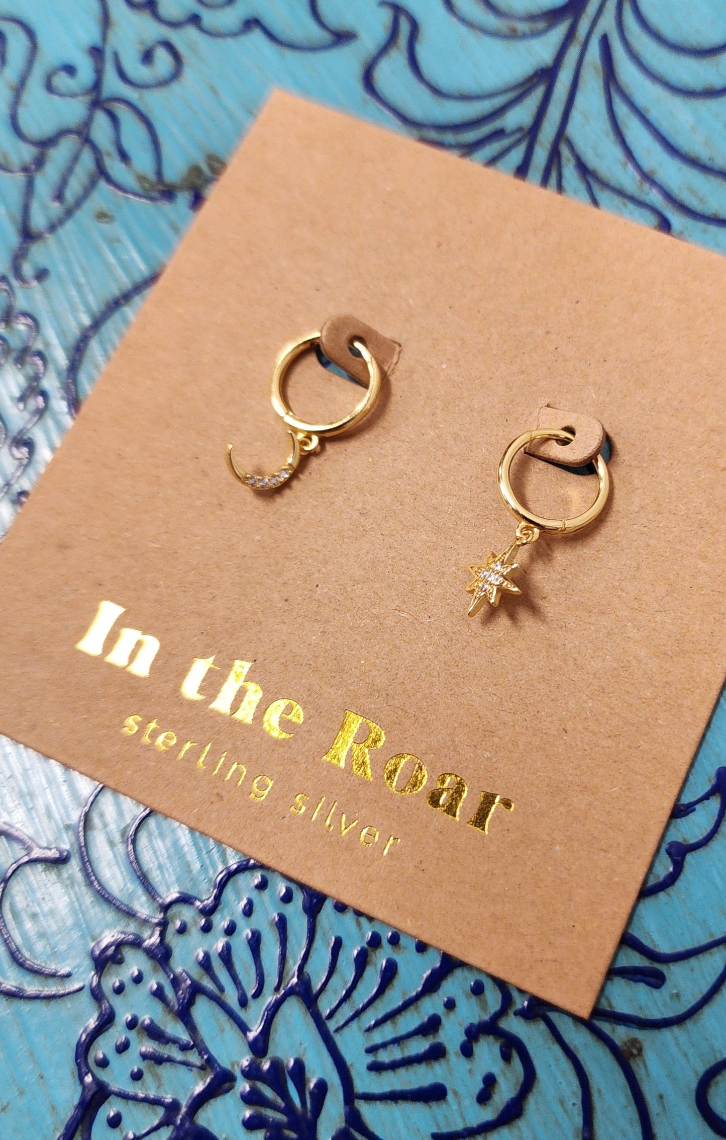 In the Roar-Huggies-Gold plated 925 Sterling Silver/Moon & Star