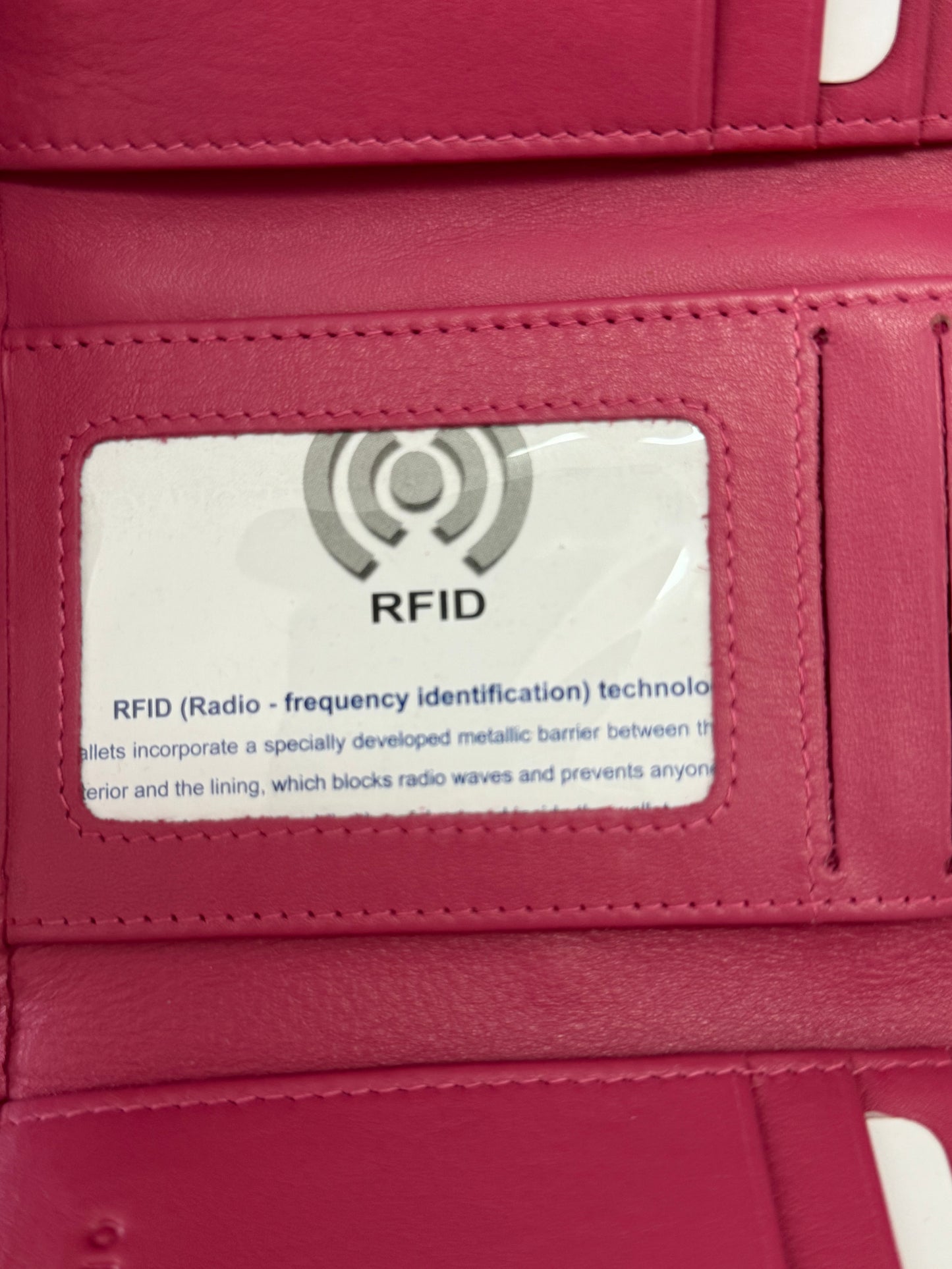 Ruby Wallet - Pink